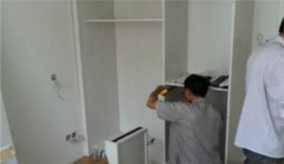 衣柜安裝公司哪個(gè)好，衣柜安裝公司現(xiàn)在的情況