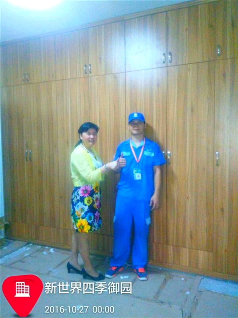 客戶好評如潮，難怪左右手家居安裝師傅如此“嘚瑟”