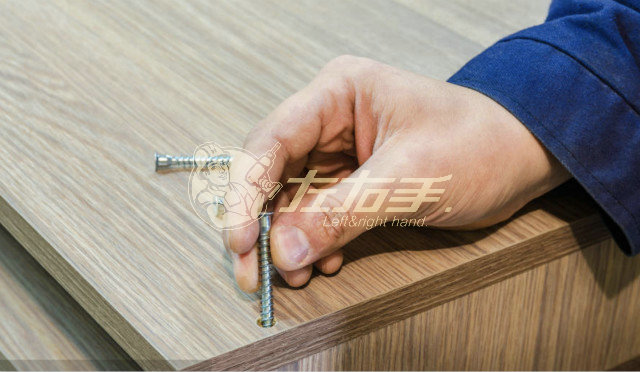 平開門的衣柜門安裝方法該怎么做？