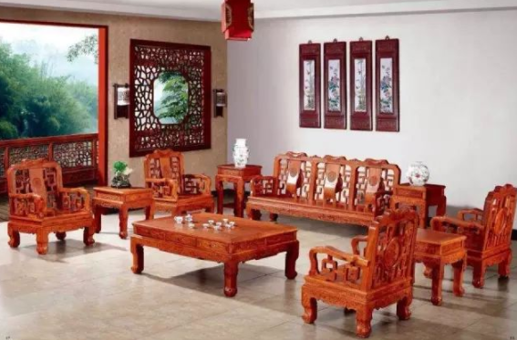 紅木沙發(fā)套：紅木沙發(fā)怎么選？四點建議及市場常見紅木沙發(fā)款式、特點