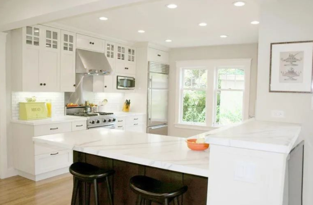 廚衛(wèi)吊頂十大品牌：廚衛(wèi)吊頂選集成吊頂好？還是石膏板、桑拿板好？