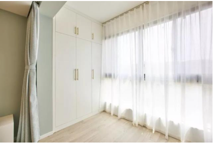 陽臺柜子定做：模塊化設(shè)計(jì)定制家具—陽臺柜