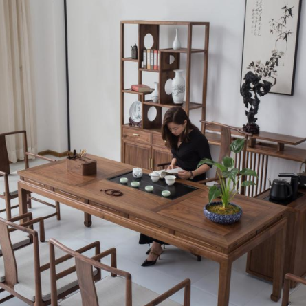 實木茶室設(shè)計圖：打造禪意茶室，我選擇新中式茶桌椅