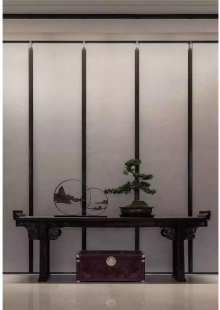 紅木家具品牌知識：紅木家具擺放大有講究，你學(xué)會了嗎