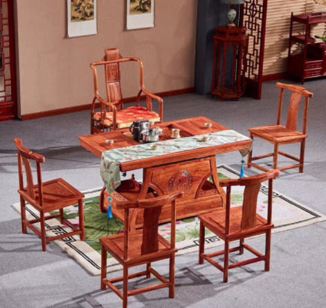 紅木家具，應(yīng)該怎么搭配擺設(shè)?